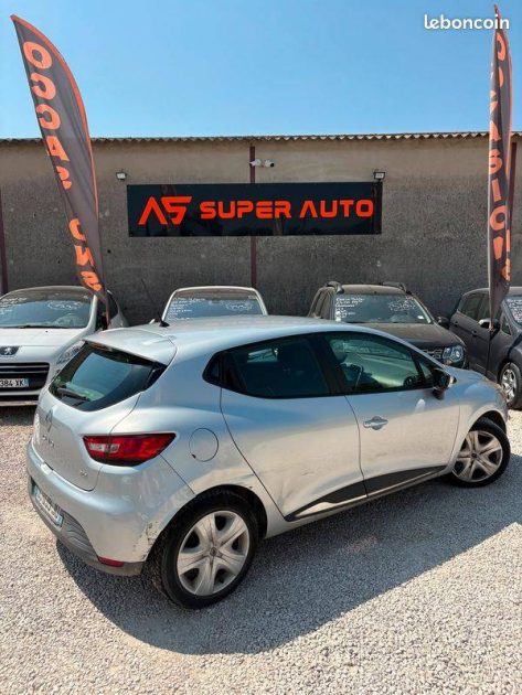 RENAULT CLIO IV TCE 90 NOUVELLE LIMITED 2014