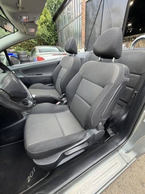 PEUGEOT 207 CC 1.6 ALLURE 2011 - 85 102Kms - Distrib ok - Parfait Etat - SUIVIT PEUGEOT