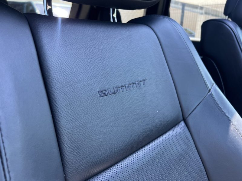 JEEP GRAND CHEROKEE SUMMIT 2015