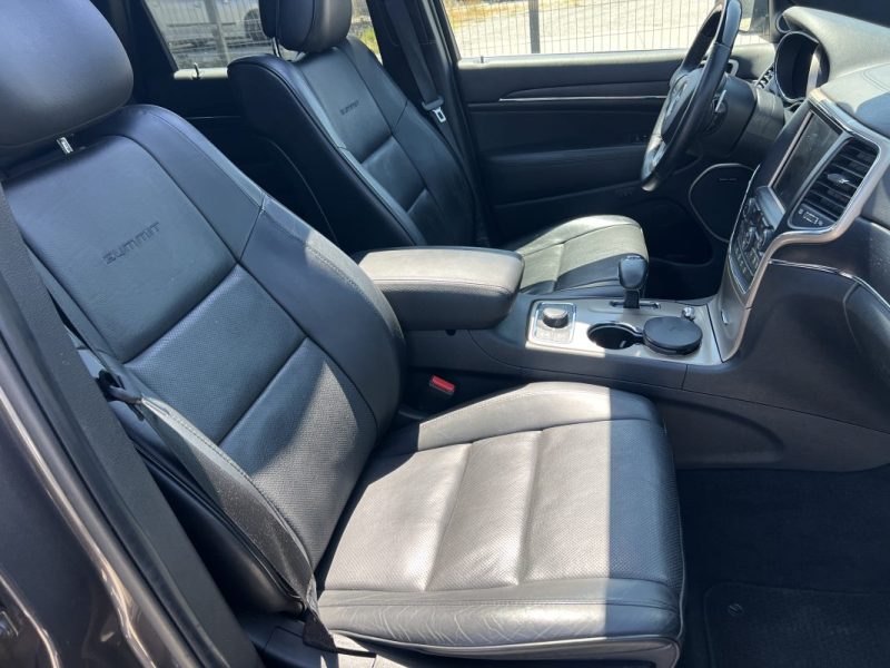 JEEP GRAND CHEROKEE SUMMIT 2015
