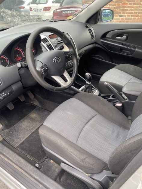 KIA CEED SW 1.6 CRDI 90 CV DYNAMICS ANNEE  2011