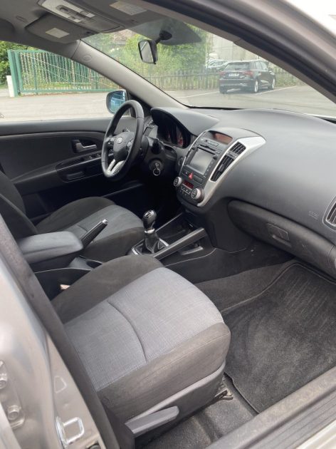 KIA CEED SW 1.6 CRDI 90 CV DYNAMICS ANNEE  2011