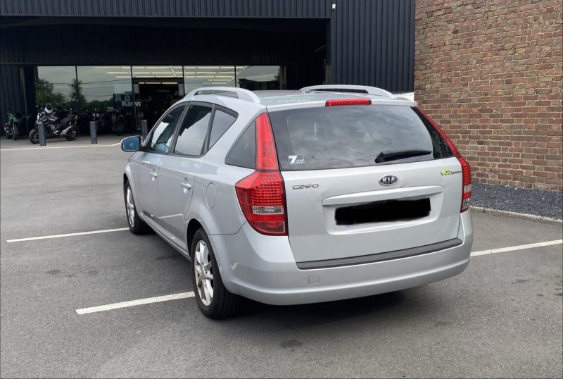 KIA CEED SW 1.6 CRDI 90 CV DYNAMICS ANNEE  2011