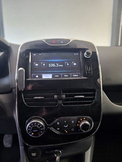 RENAULT CLIO IV 1.5 DCI 90 EXPRESSION 2012 - Distribution neuve -CT OK -Garantie 12 mois ou 15000km 