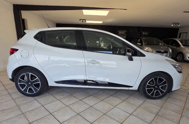 RENAULT CLIO IV 1.5 DCI 90 EXPRESSION 2012 - Distribution neuve -CT OK -Garantie 12 mois ou 15000km 