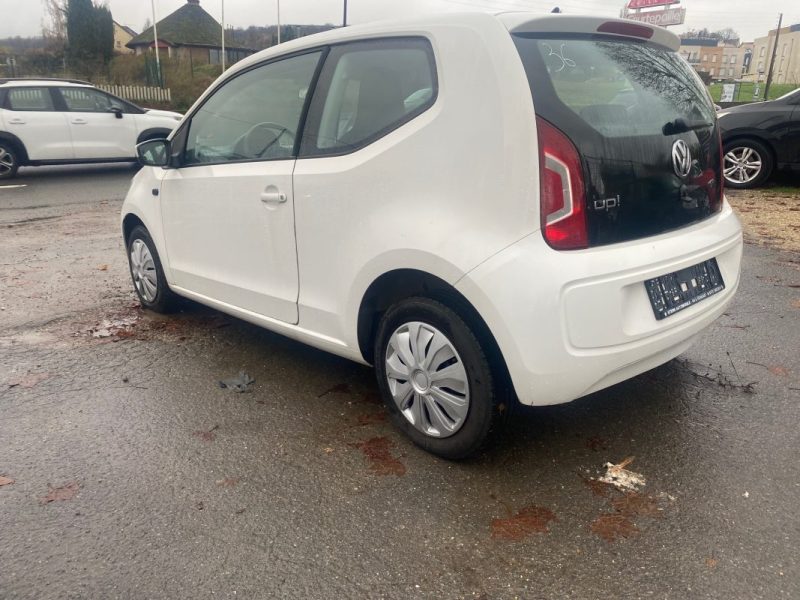 VOLKSWAGEN VW  UP ! 1.0  2013