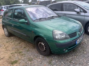 RENAULT CLIO 2 1.4I - 16V 2001