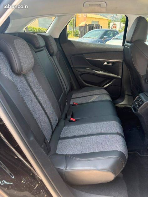 PEUGEOT 3008 II 1.6 BLUE HDI 120 ACTIVE 2017