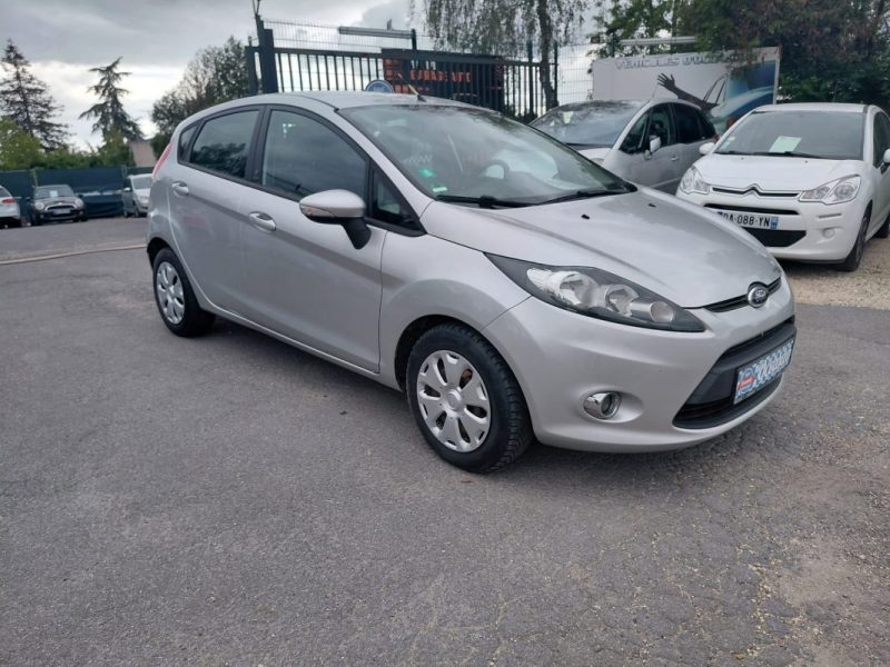 FORD  FIESTA  2012