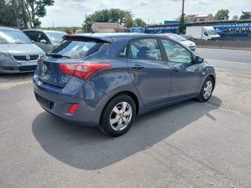HYUNDAI I30 1.6 109 2012
