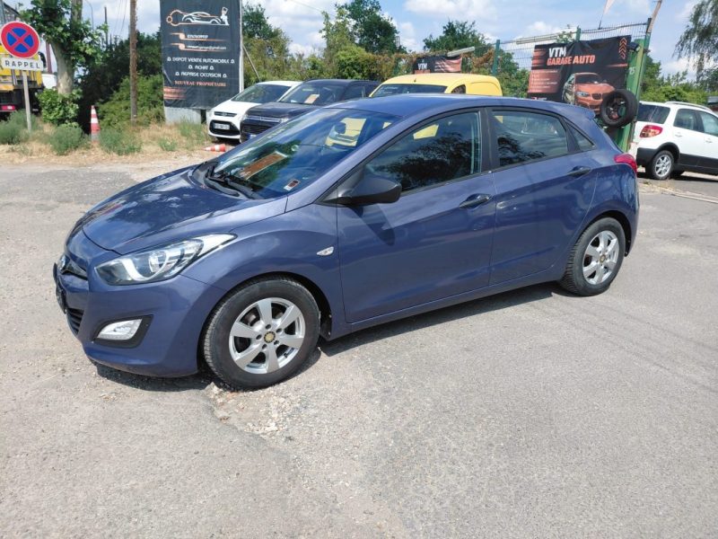HYUNDAI I30 1.6 109 2012