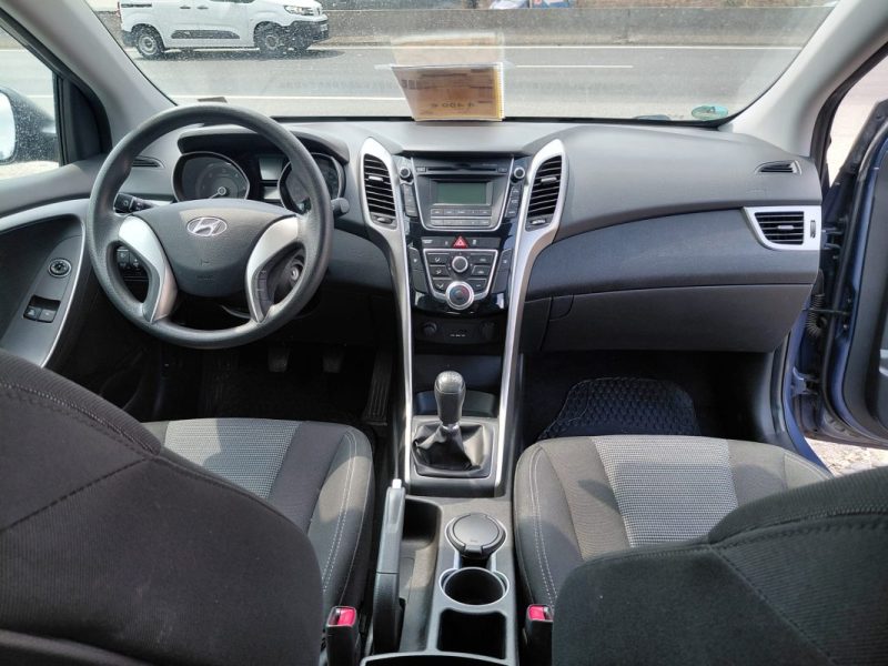 HYUNDAI I30 1.6 109 2012