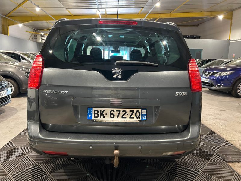 PEUGEOT 5008 2.0 HDI 150CH 