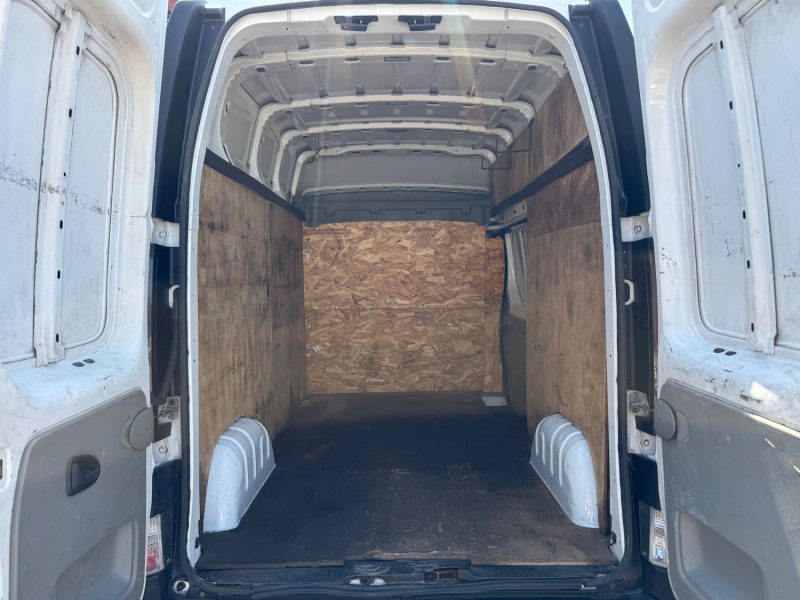 Renault Trafic L2H2 1.9 DCI 80ch | Attelage 