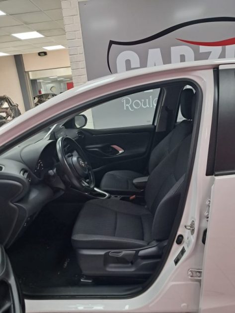 TOYOTA YARIS 4 BERLINE 116cv DYNAMIC BUSINESS 2022/1 ERE MAIN/TVA RECUPERABLE