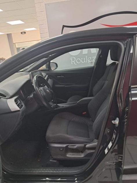 TOYOTA C-HR PHASE 2 SUV HYBRIDE 2.0 DYNAMIC BUSINESS 184cv/1 ERE MAIN/TVA RECUPERABLE