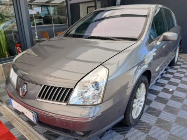 RENAULT VEL SATIS EXPRESSION 2.2DCI 150 2004 *VENDU DANS L'ETAT A PRO OU EXPORT *