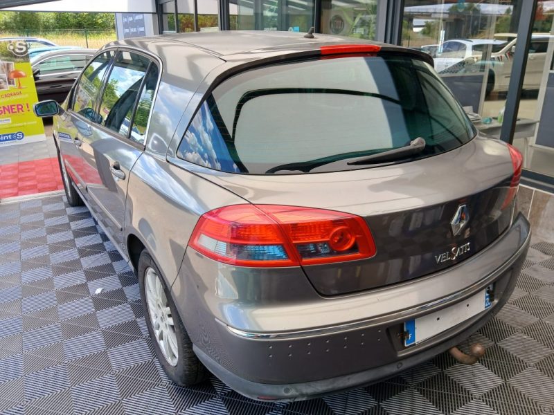 RENAULT VEL SATIS EXPRESSION 2.2DCI 150 2004 *VENDU DANS L'ETAT A PRO OU EXPORT *