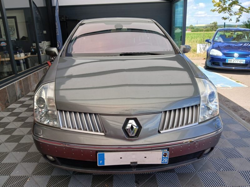 RENAULT VEL SATIS EXPRESSION 2.2DCI 150 2004 *VENDU DANS L'ETAT A PRO OU EXPORT *