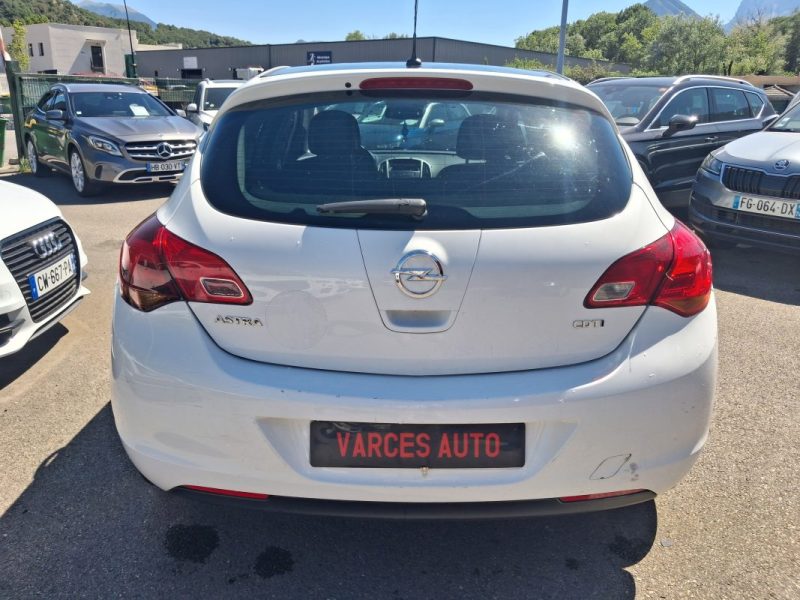 OPEL ASTRA J (P10) 1.7 CDTI (68) 2012