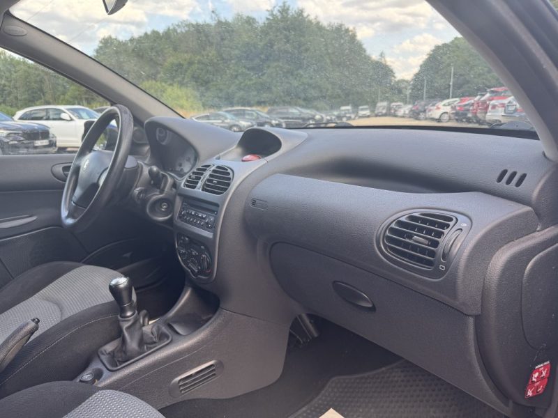 PEUGEOT 206 X LINE 1.4 HDI 68 CH 2004