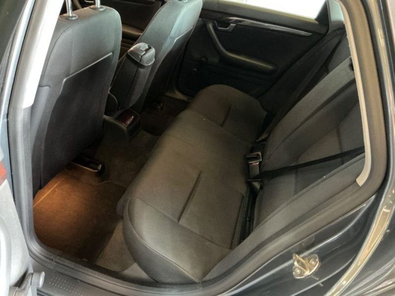 AUDI A4 1.8T TURBO 150 ch