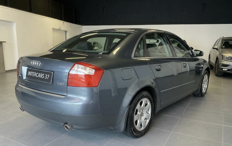 AUDI A4 1.8T TURBO 150 ch