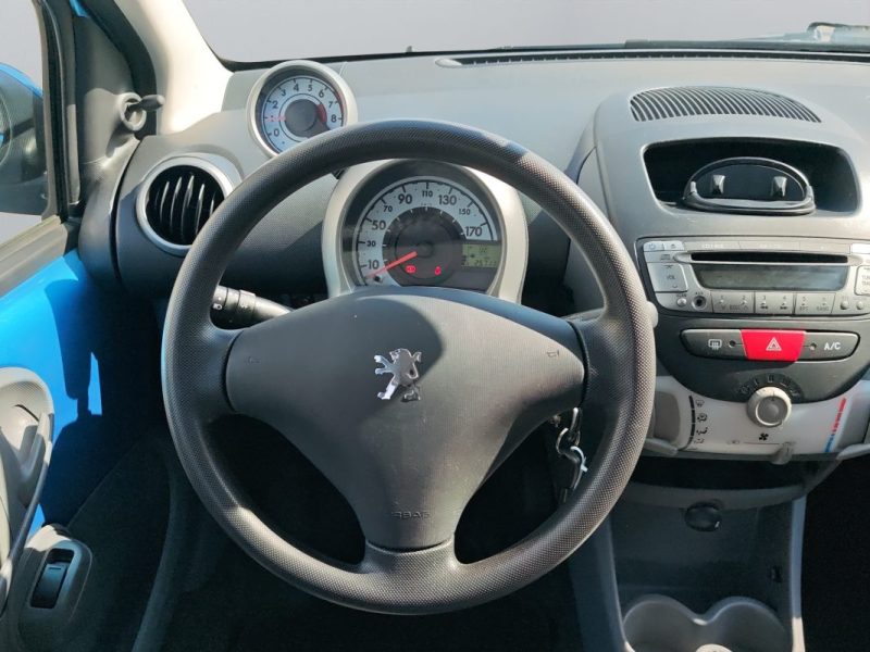 PEUGEOT 107 1.0E 12V TRENDY 2-TRONIC AUTOMATIQUE / CLIM / 5 PORTES / FAIBLE KILOMETRAGE