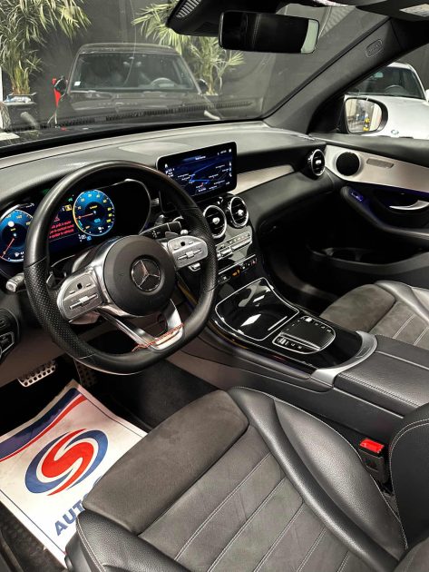 MAGNIFIQUE MERCEDES GLC 300 E 4 MATIC AMG LINE 211 + 122 CH (SUIVI D’ENTRETIEN, TOIT OUVRANT)