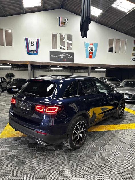 MAGNIFIQUE MERCEDES GLC 300 E 4 MATIC AMG LINE 211 + 122 CH (SUIVI D’ENTRETIEN, TOIT OUVRANT)