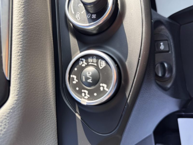 TOYOTA YARIS 1.0 VVTI 69 TECHNOLINE 2016