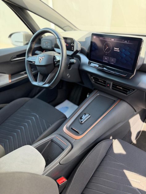 CUPRA BORN V - 204 CH - ELECTRIQUE - GARANTIE 3 MOIS 