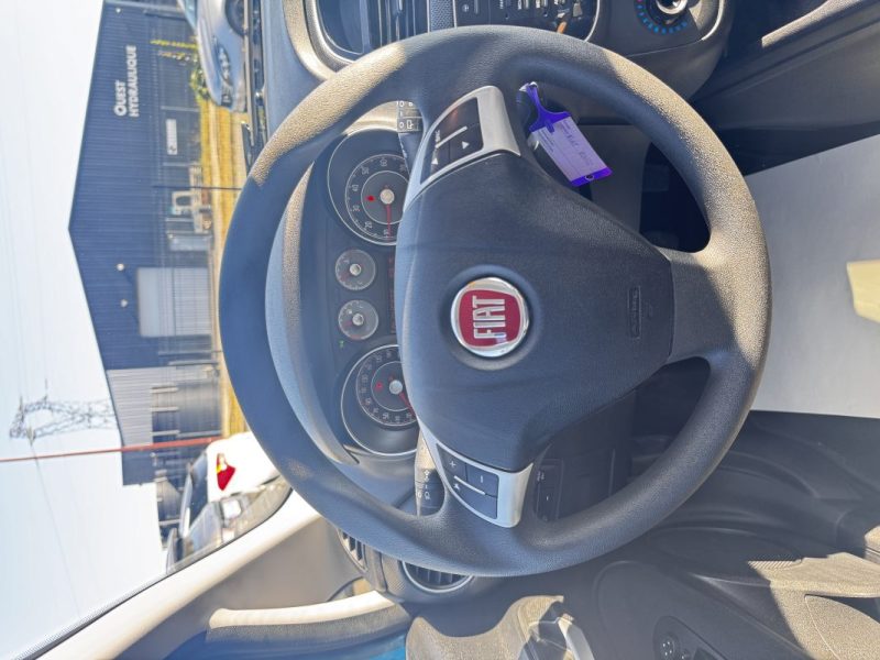 FIAT PUNTO (199_) EASY 2012