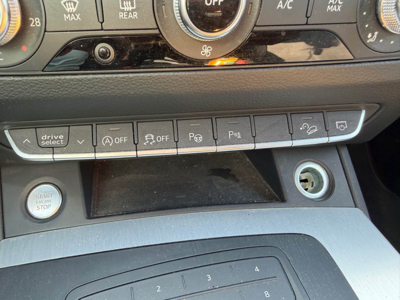 AUDI Q5 2.0 TDI 190CH S-LINE QUATTRO S TRONIC GARANTIE