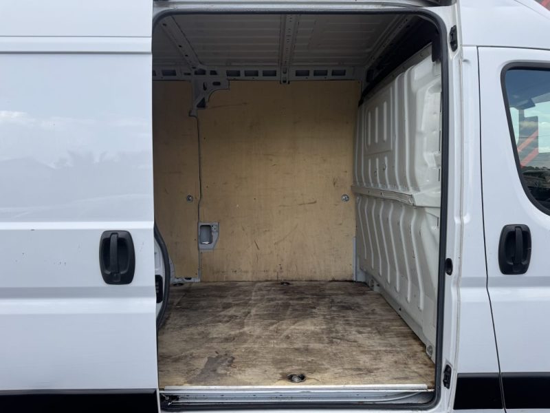 PEUGEOT BOXER BOXER 330 L2H1 2.2 BLUE HDI 120 PRO 2022 TTC