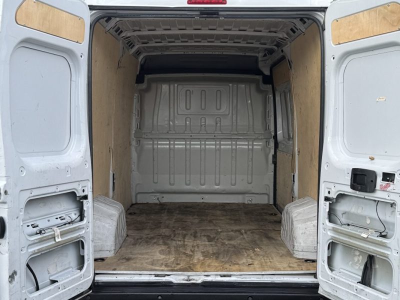 PEUGEOT BOXER BOXER 330 L2H1 2.2 BLUE HDI 120 PRO 2022 TTC