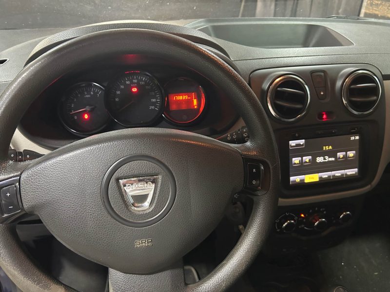 DACIA LODGY 1.6 MPI SILVER LINE GPL 7 PLACES 2015