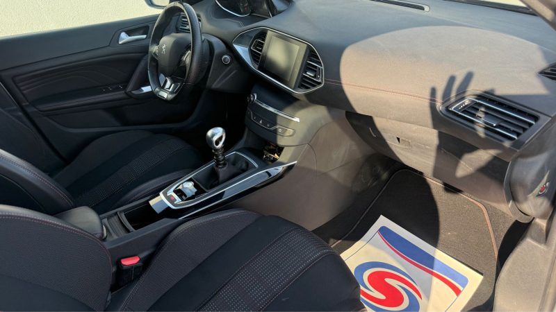 PEUGEOT 308 II 1.2 E-THP 130  Cv GT-LINE * 65 000 KM *