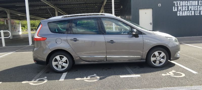 RENAULT SCENIC 3 PHASE 2 1.5 DCI 110 CV AN 2014 7 PLACES FULL OPTION