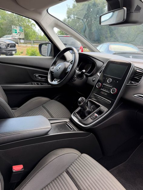 Renault Grand Scénic IV Business dCi 110 – 5 places – 60 000 km garantie 12 mois