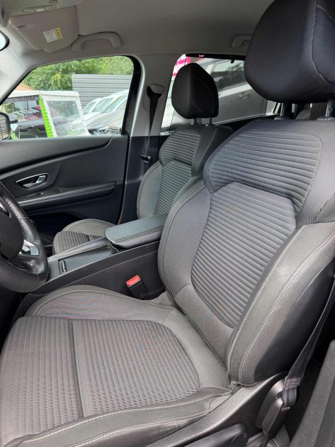 Renault Grand Scénic IV Business dCi 110 – 5 places – 60 000 km garantie 12 mois