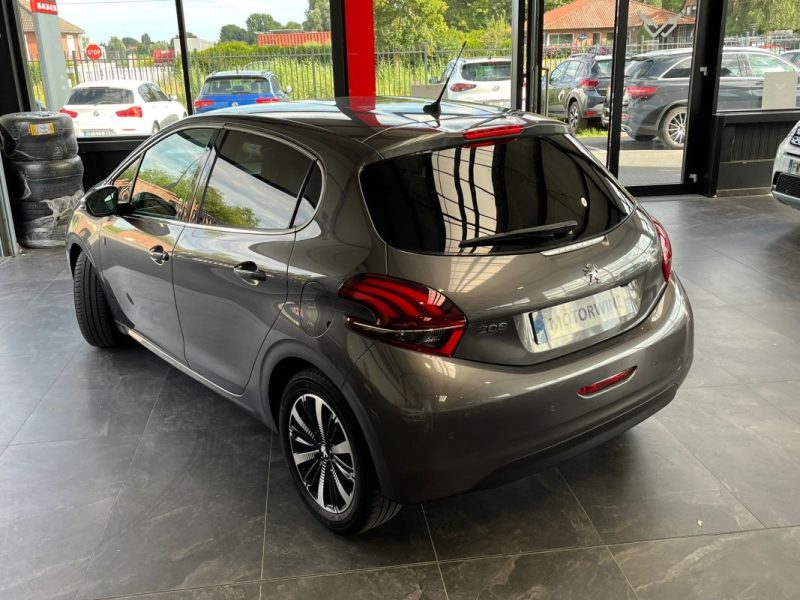 🚗 PEUGEOT 208 1.2 PURETECH 110ch ⚙️ TECH EDITION 📷 Caméra de recul 📱 Bluetooth 🧭 GPS