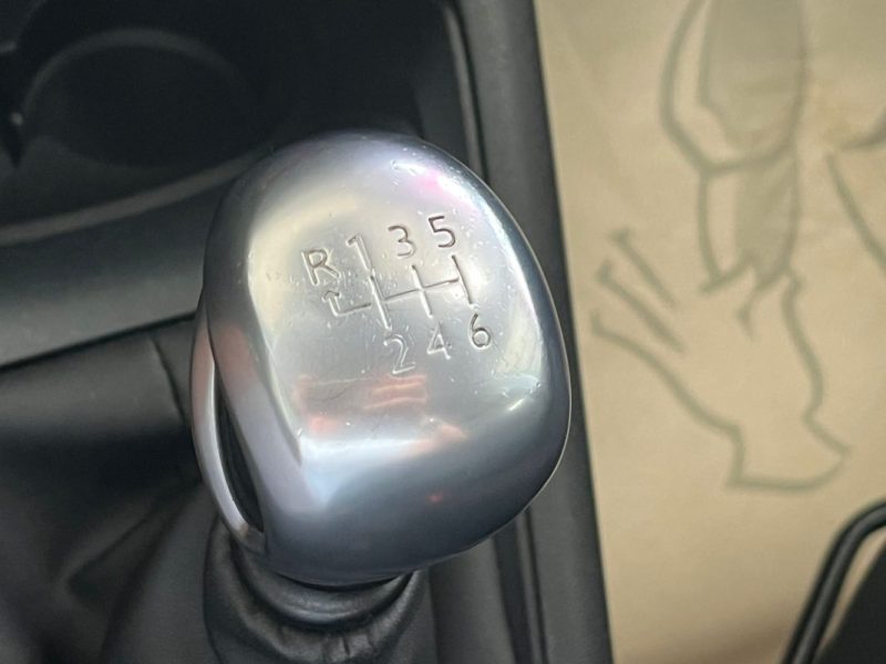 🚗 PEUGEOT 208 1.2 PURETECH 110ch ⚙️ TECH EDITION 📷 Caméra de recul 📱 Bluetooth 🧭 GPS