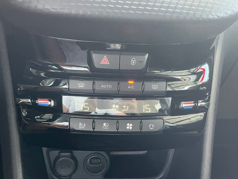 🚗 PEUGEOT 208 1.2 PURETECH 110ch ⚙️ TECH EDITION 📷 Caméra de recul 📱 Bluetooth 🧭 GPS