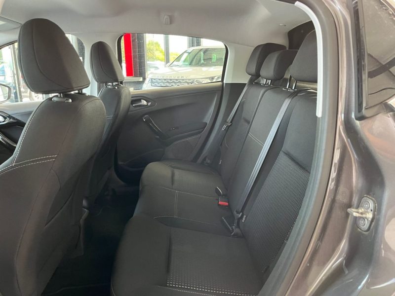 🚗 PEUGEOT 208 1.2 PURETECH 110ch ⚙️ TECH EDITION 📷 Caméra de recul 📱 Bluetooth 🧭 GPS