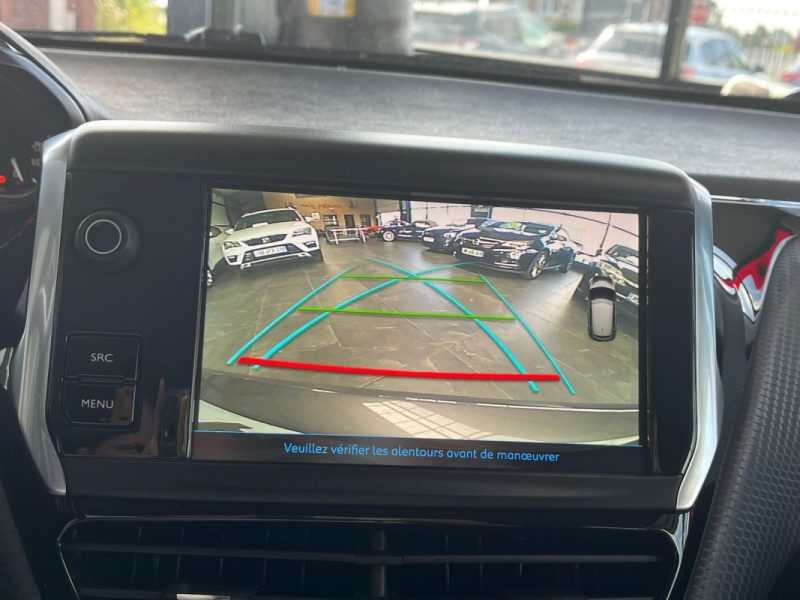 🚗 PEUGEOT 208 1.2 PURETECH 110ch ⚙️ TECH EDITION 📷 Caméra de recul 📱 Bluetooth 🧭 GPS