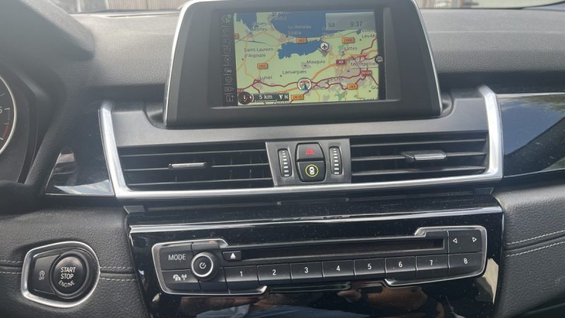 B.M.W. SERIE 2 ACTIVE TOURER 216D 1,5 L 116 cv SPORT LINE TOIT OUVRANT