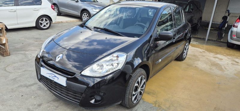 RENAULT CLIO III AUTHENTIQUE 1.2 16V 75CH 2011
