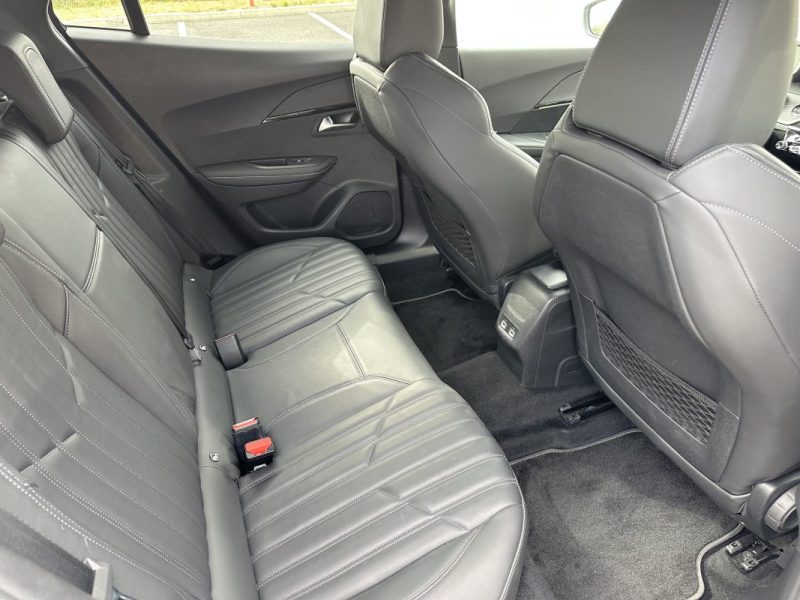 PEUGEOT 2008 II 1.2 PURE TECH 155 GT PACK EAT 2021 SUIVI & GARANTIE 6 MOIS