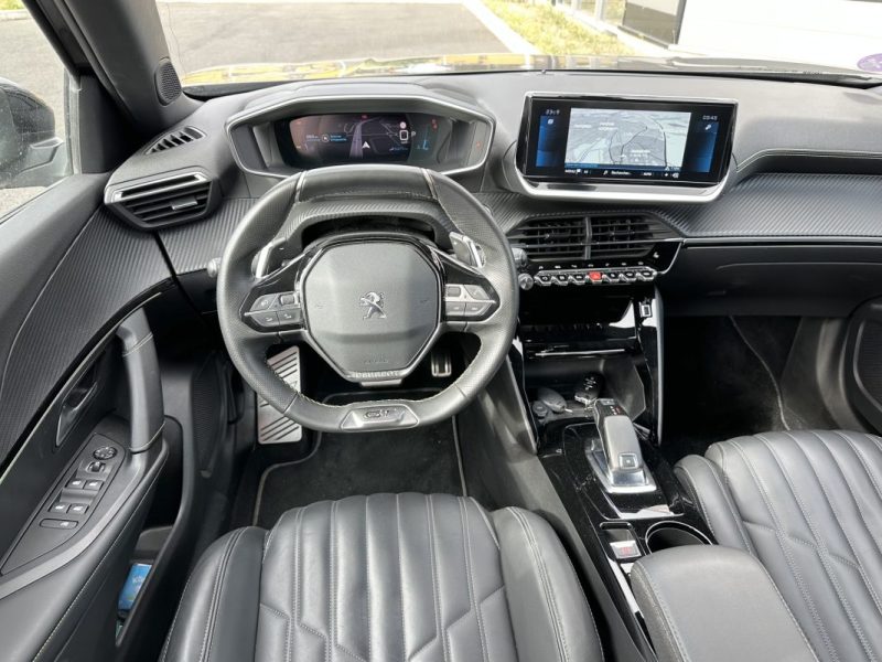 PEUGEOT 2008 II 1.2 PURE TECH 155 GT PACK EAT 2021 SUIVI & GARANTIE 6 MOIS